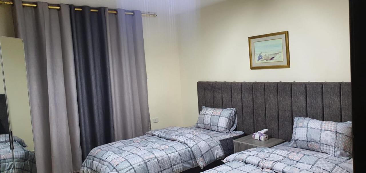 Noor Apartment ワディ・ムーサ エクステリア 写真