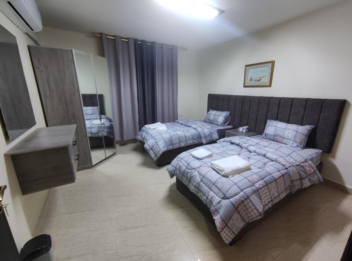 Noor Apartment ワディ・ムーサ エクステリア 写真